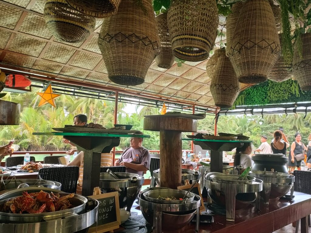 Rio Verde Floating Restorant Bohol